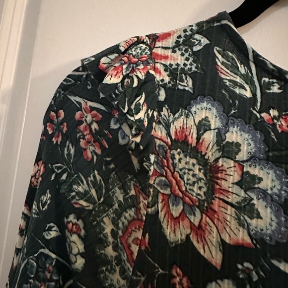 Springfield floral dress. Excellent condition. No trades. - Picture 6 of 7